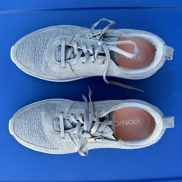 Vionic Delmar Remy.  Light grey. - Picture 4 of 12